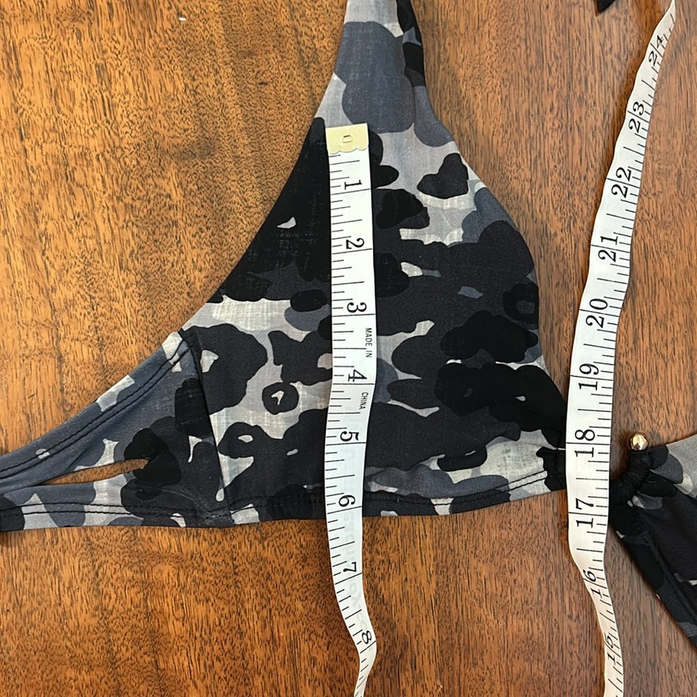 Robin Piccone Eden Halter Camo Bikini Top Black Camo  Small - Picture 6 of 6